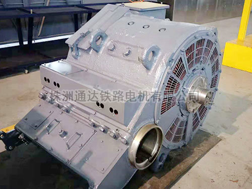 ZD105型牵引电动机